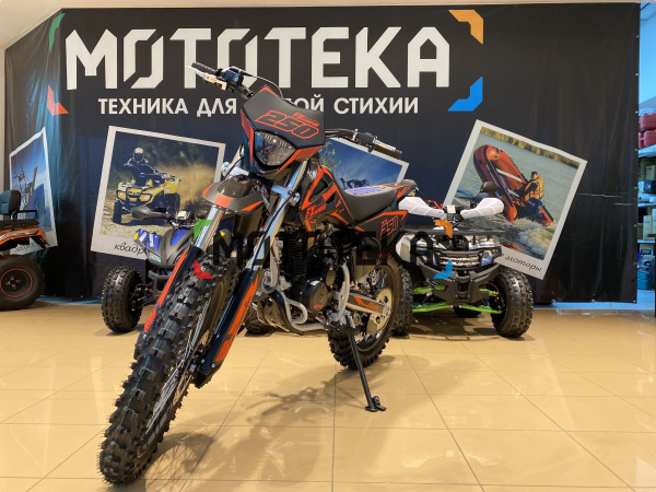 Мотоцикл кроссовый / эндуро FXMOTO (ФХМото) YZ - 250 чёрный | Мототека Мотоцикл кроссовый / эндуро FXMOTO (ФХМото) YZ - 250 чёрный | Мототека